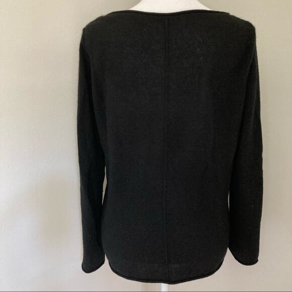 Uniqlo Cashmere Sweater Black  size S Boat Neck Knit Exposed Seams - Picture 5 of 7
